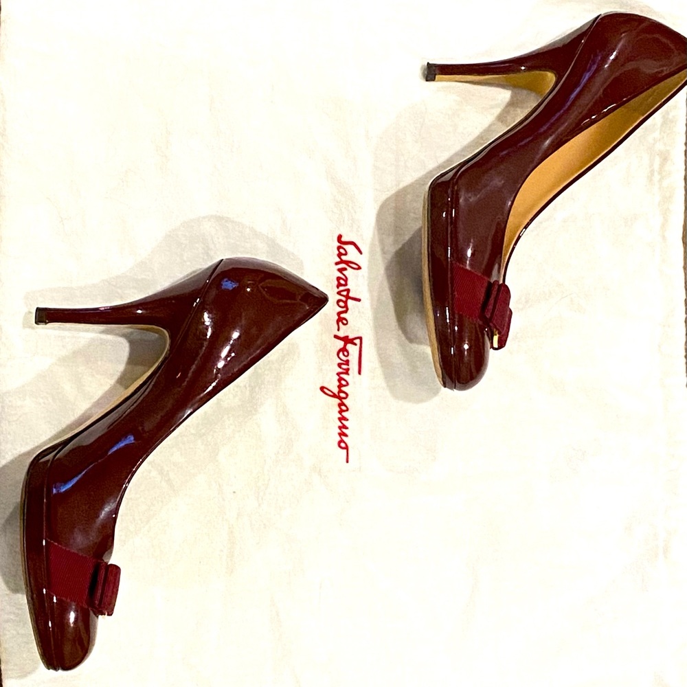Salvatore Ferragamo Vara Pumps Deep Wine Maroon